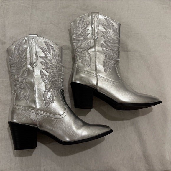 Forever 21 Shoes - Forever 21 Silver Western Boots
